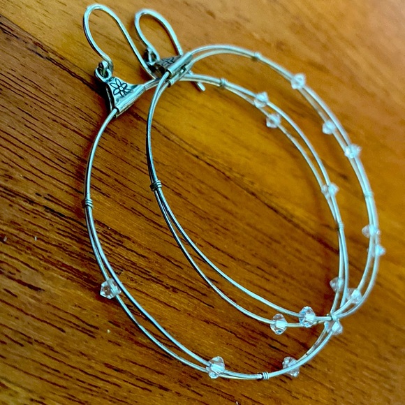 Silpada “Tiny Twinkle” earrings - Picture 1 of 3